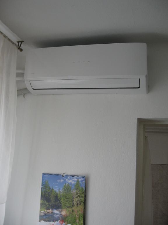Green Apartment Novi Sad Buitenkant foto